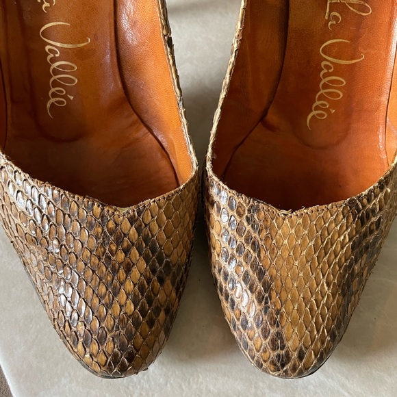 Vintage Genuine Snakeskin Leather Stiletto Pumps High Heels - Picture 11 of 11